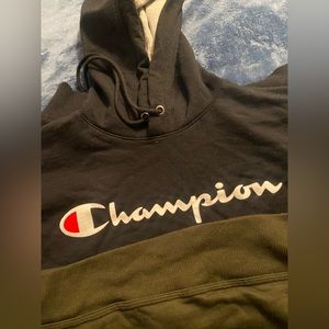 Champion bundle of 2 hoodies